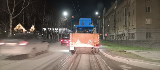 Уборка улиц и дорог спецтехникой и дорожными уборочными машинами стоимость услуг и где заказать - Якутск