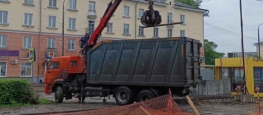 Услуги ломовоза в Сахе