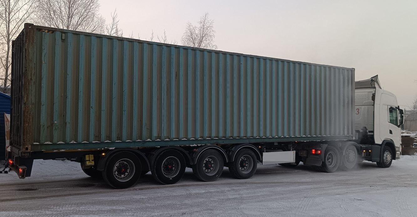 Контейнеровоз для перевозки контейнеров 20 и 40 футов в Нерюнгри