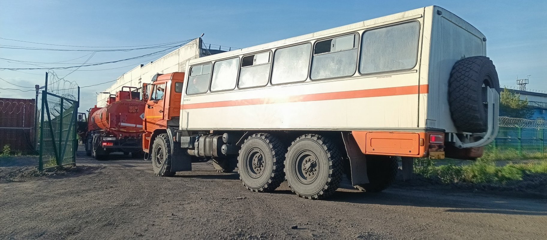 СПЕЦЗАКАЗ | Вахтовые перевозки в Якутске в Сахе